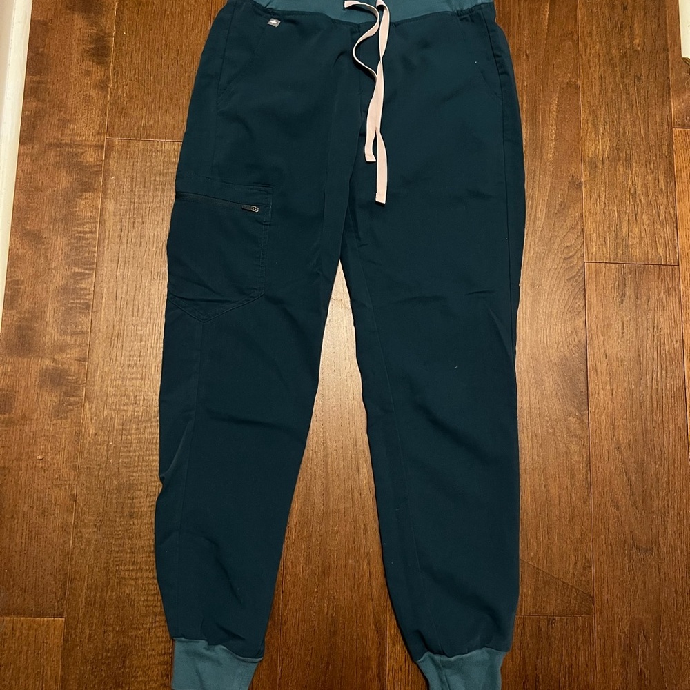 Figs Small Women's Jogger Pants in Caribbean Blue